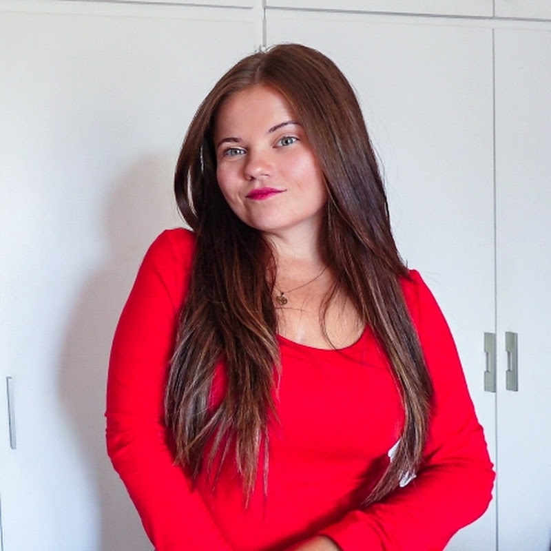 Glam, but first coffee