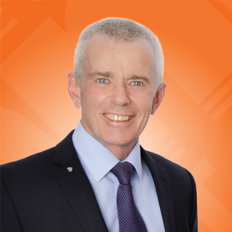 Malcolm Roberts