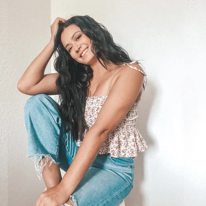 Nikki | Motherhood+ DIYs