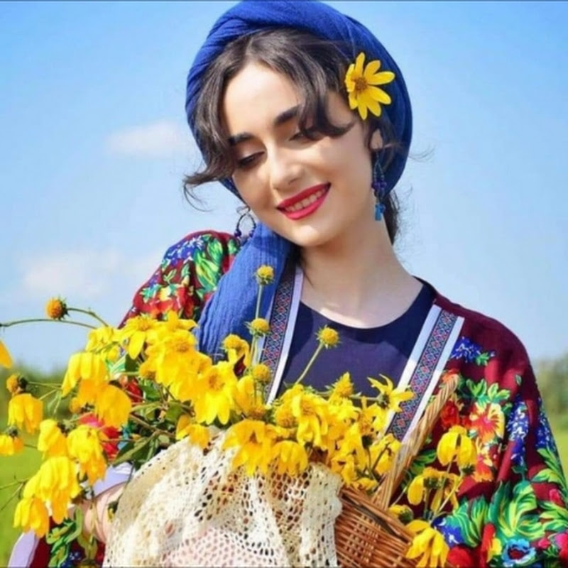 Ideas with RoRo أفكار مع رورو