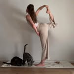 Carina | Yoga Teacher