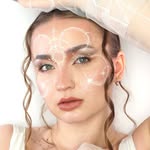 Julia Anna