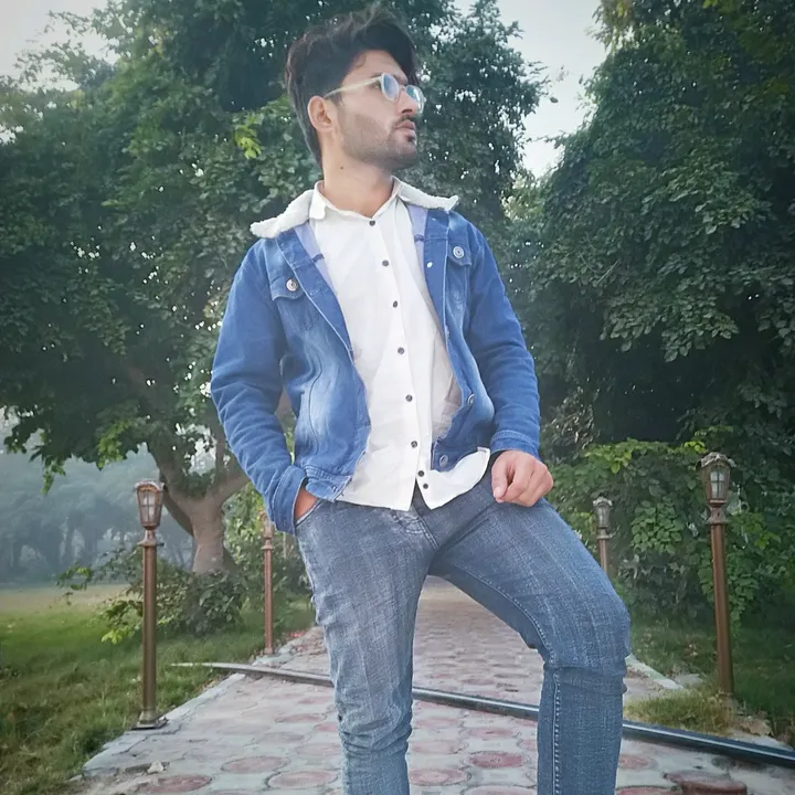 WAQAR_AHMED