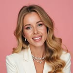 DASHA | lifestyle influencer in Qatar 🇶🇦