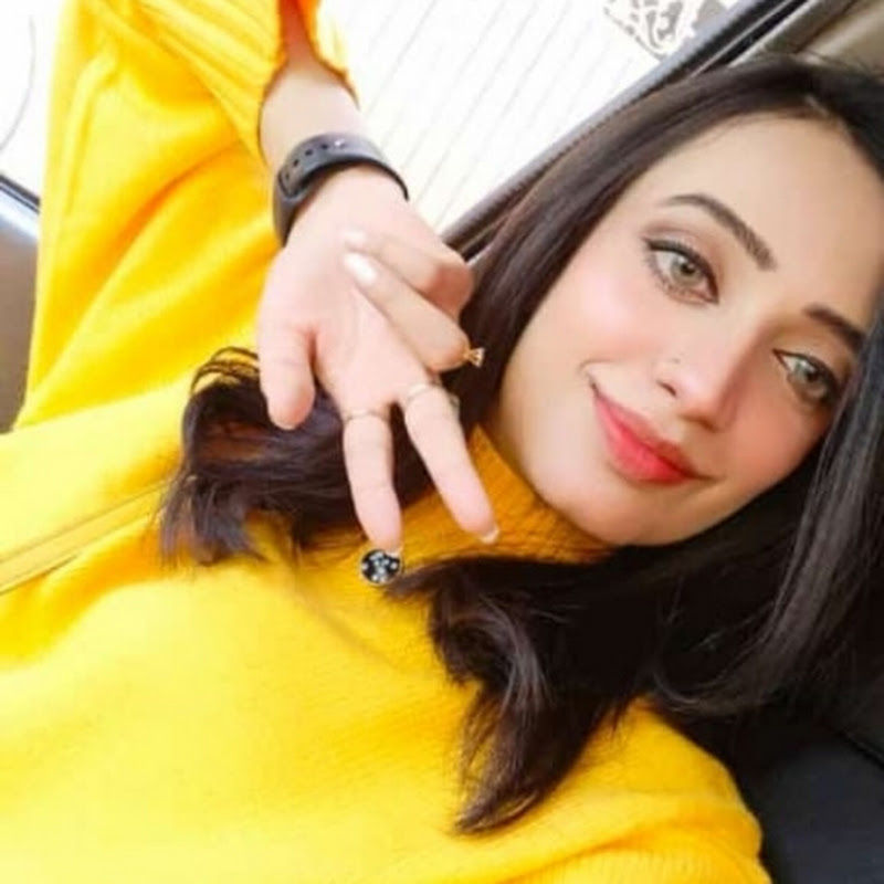 Vlogs with Ramsha 😉