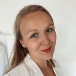 Maria | minimal fashion girl travelling Australia 👟🇦🇺