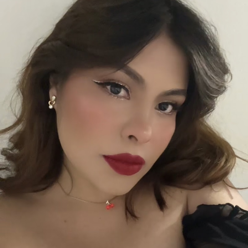 Anni ASMR