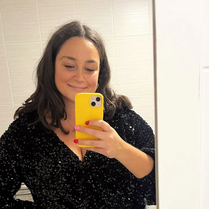 Ursula | London office girlie