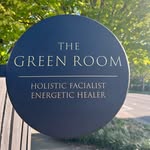 STEPHANIE TOTMAN | ENERGETIC MASTER FACIALIST