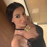 Silviya | Outfits Inspo | Beauty | Decor