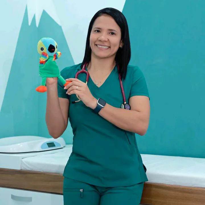 Mónica Salguero pediatra