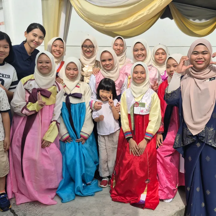 Korean teacher in Malaysia