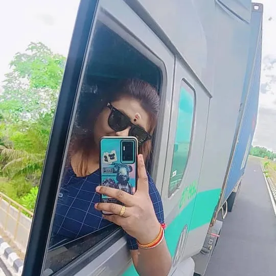 🇲🇾Indianladytruck_official