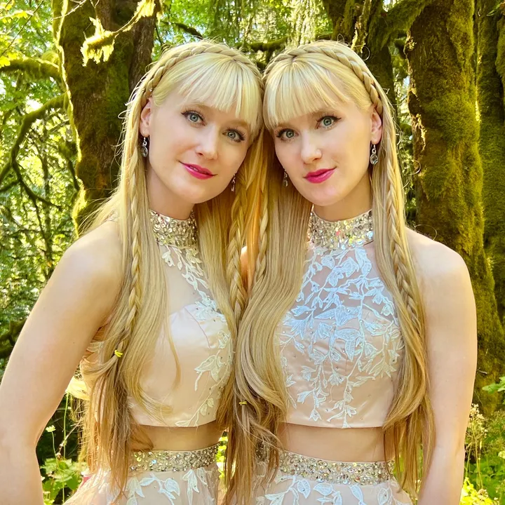 The Harp Twins