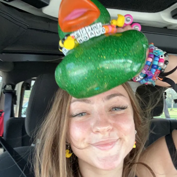 Sam🤩