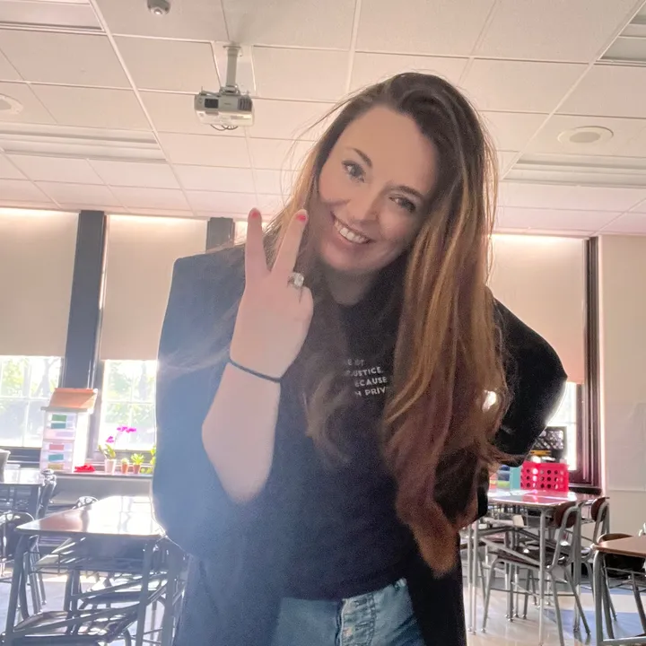 Kristen I Education & Politics