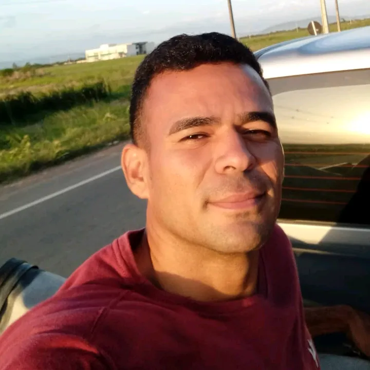 O senhor é o nosso pastor .