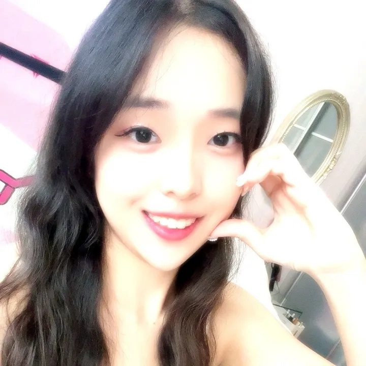 𝑔𝓇𝒶𝒸𝑒 (´｡• ᵕ •｡`) ♡