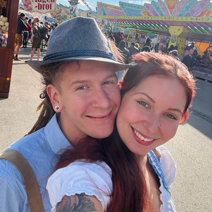 P & J | Travel forever 🌍