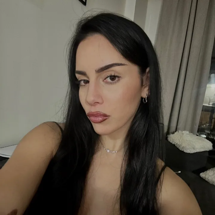 πωλίνα 🧿