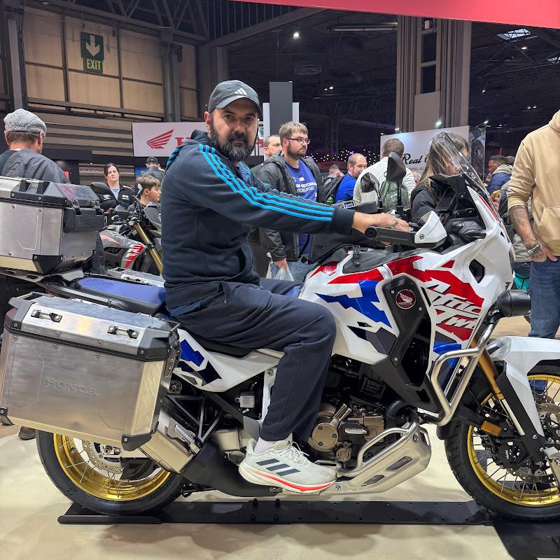 SALMAN Moto Adventure