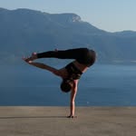 Yoga - Handstands | 🌊🤸‍♀️☀️