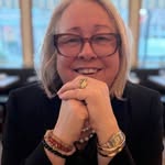 Karen | Feng Shui Consultant & Reiki Practitioner