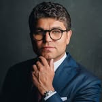 Tallis Gomes (TG)