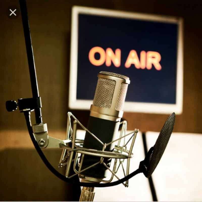 THE DESK - lets share