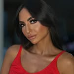 SARAH SERAJ سارة سراج