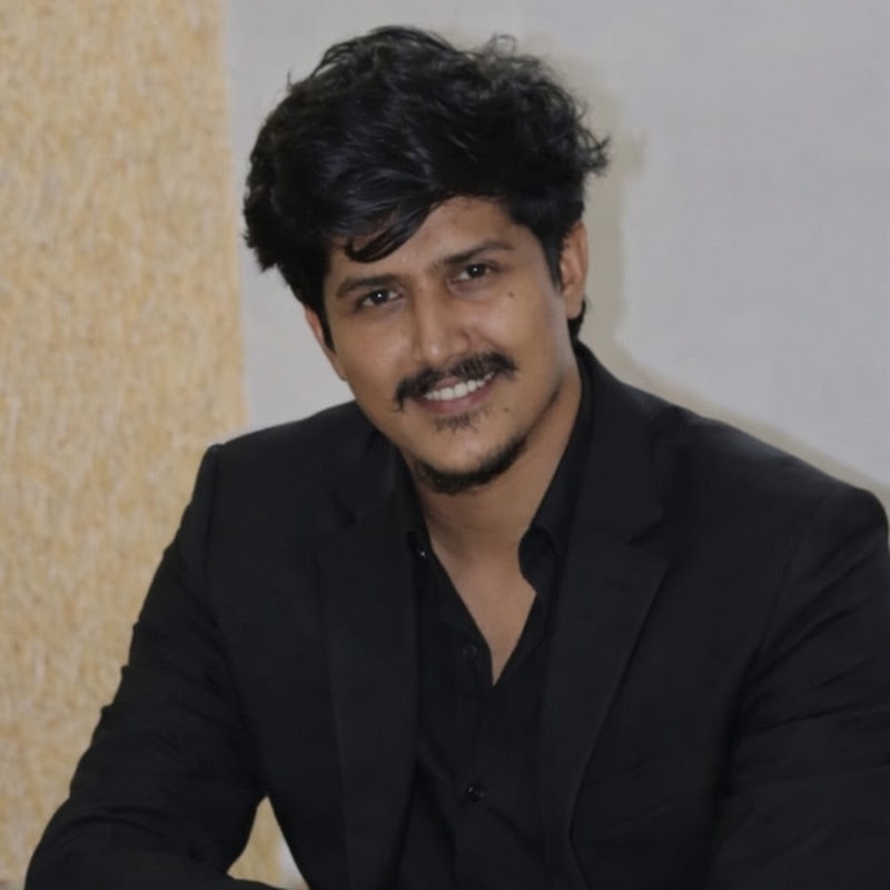 Dinesh Unveils