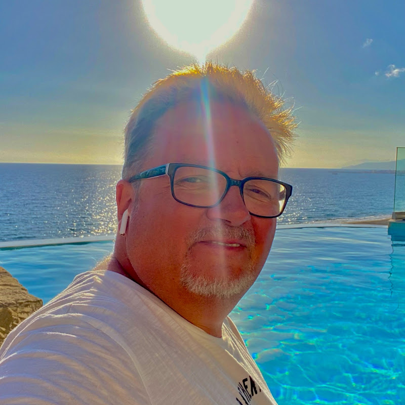 DJ of 69 - Ibiza Deep House Beach Vibes