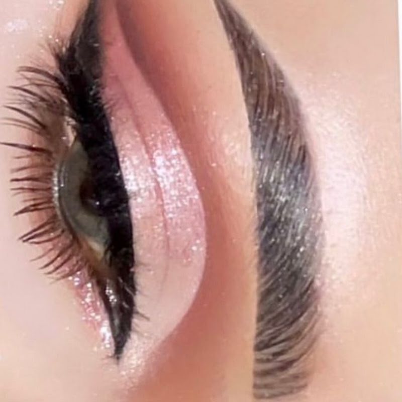 وتين ارتست 💄