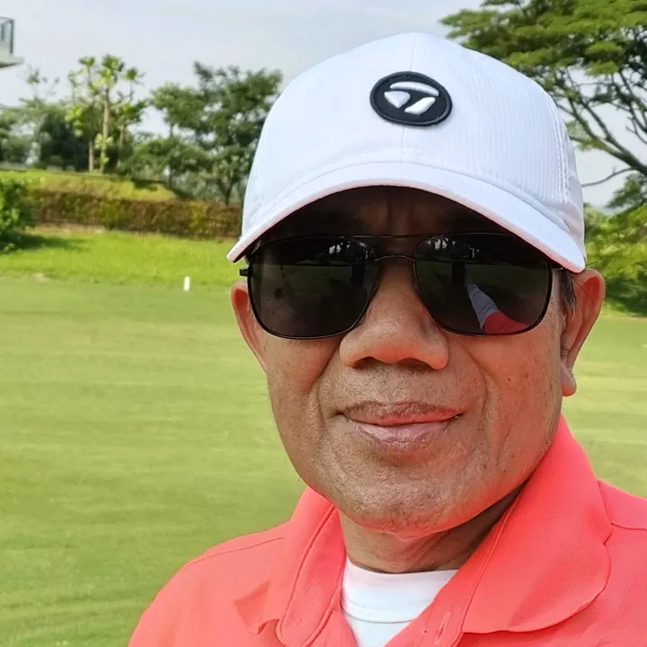 Ujang Sumarwan