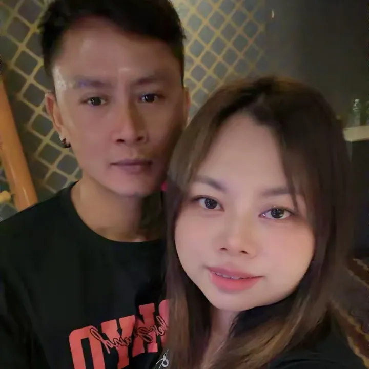 Mbak_Vio🇲🇨🇹🇼