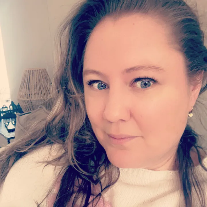 Laura Vdb🏎️