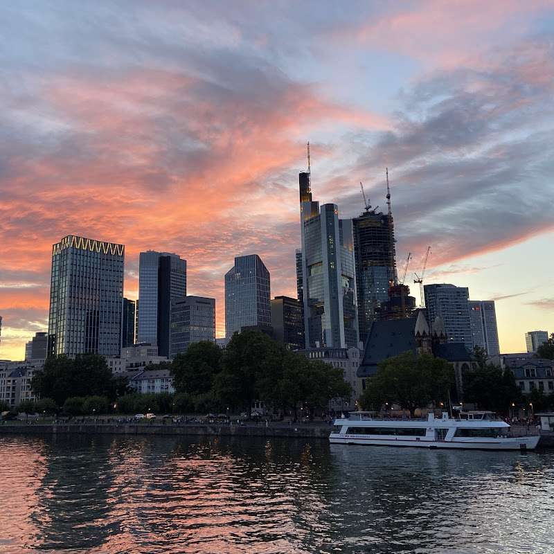 Skyline-World