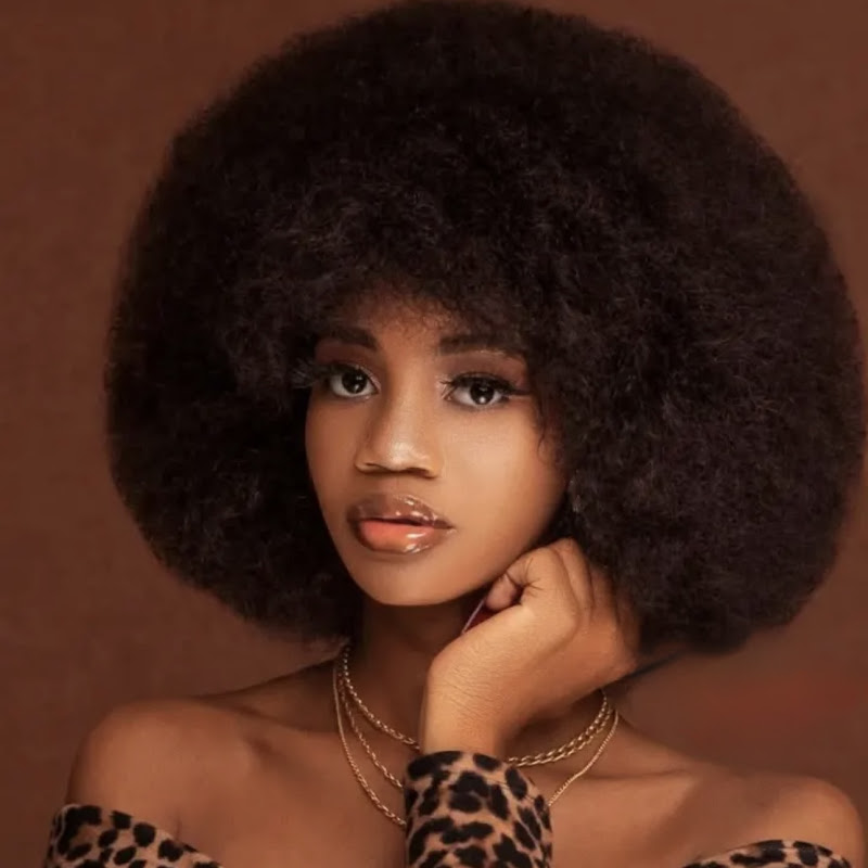 ACTRICE ESTHIE 