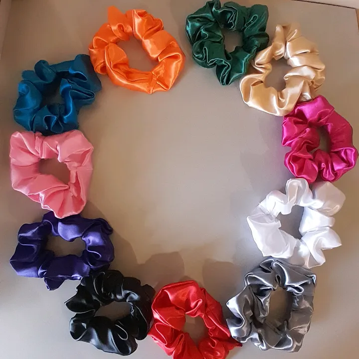 Oria Scrunchies 2