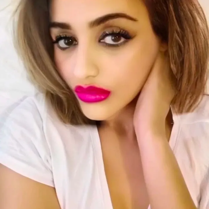 Saron Ghebrezgi سارون