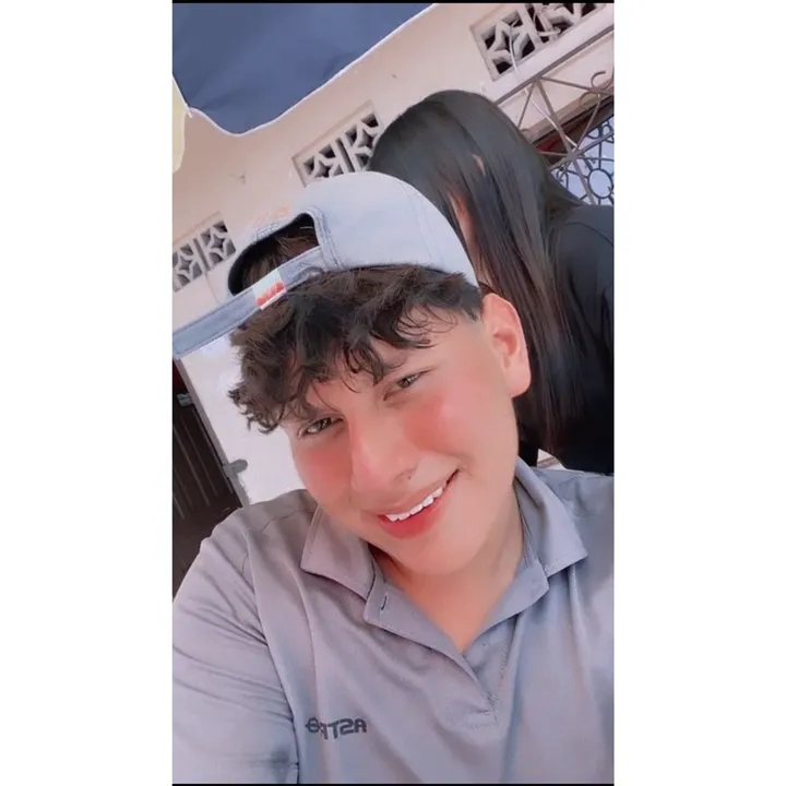 J🍬