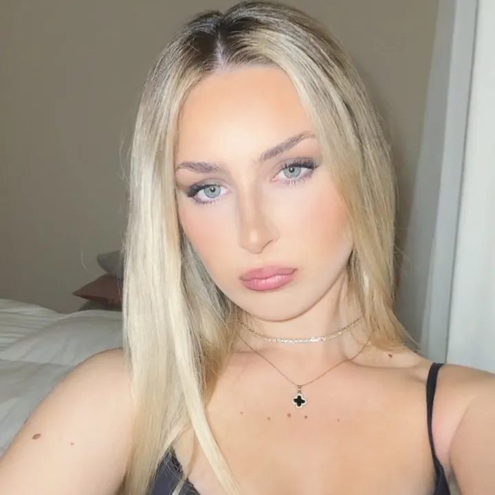 zoe