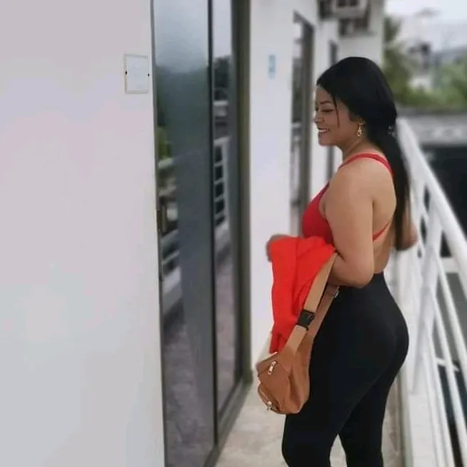 YINI17🧿♥️🖤🪬