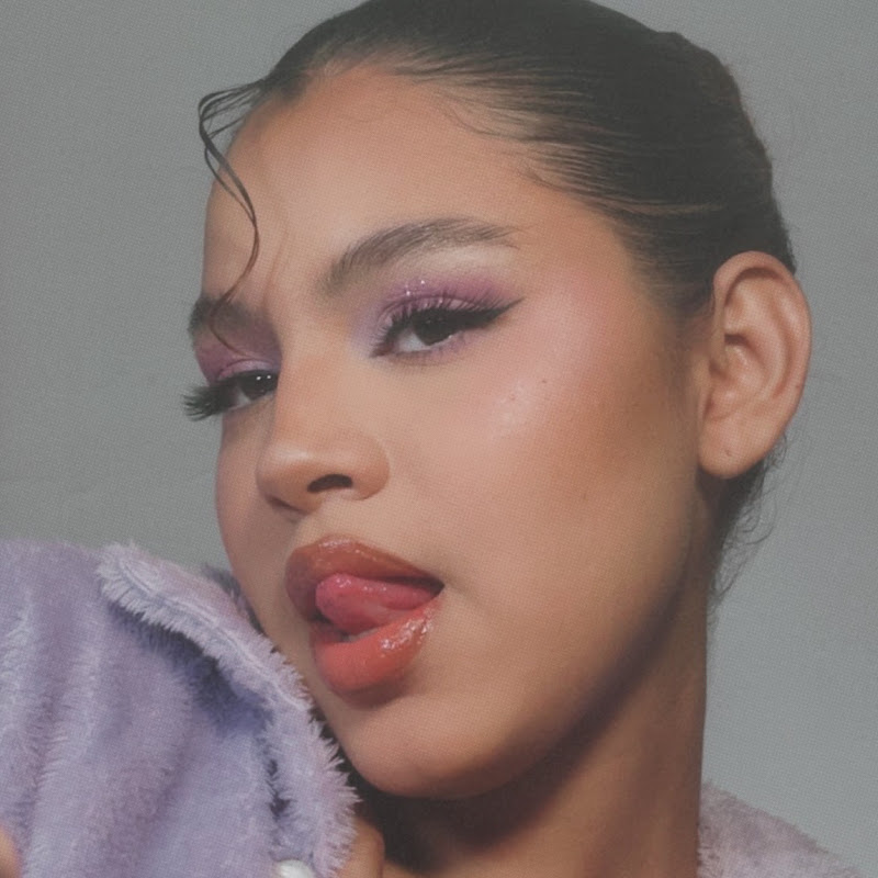 CamsMakeup