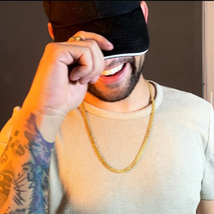 Alex Bello