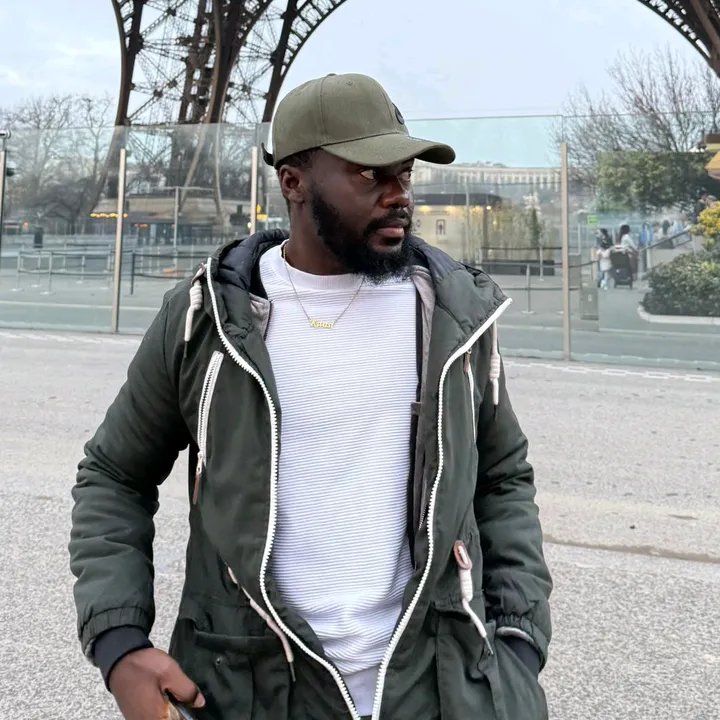 iam_jaysonjay 🇬🇭🇫🇷
