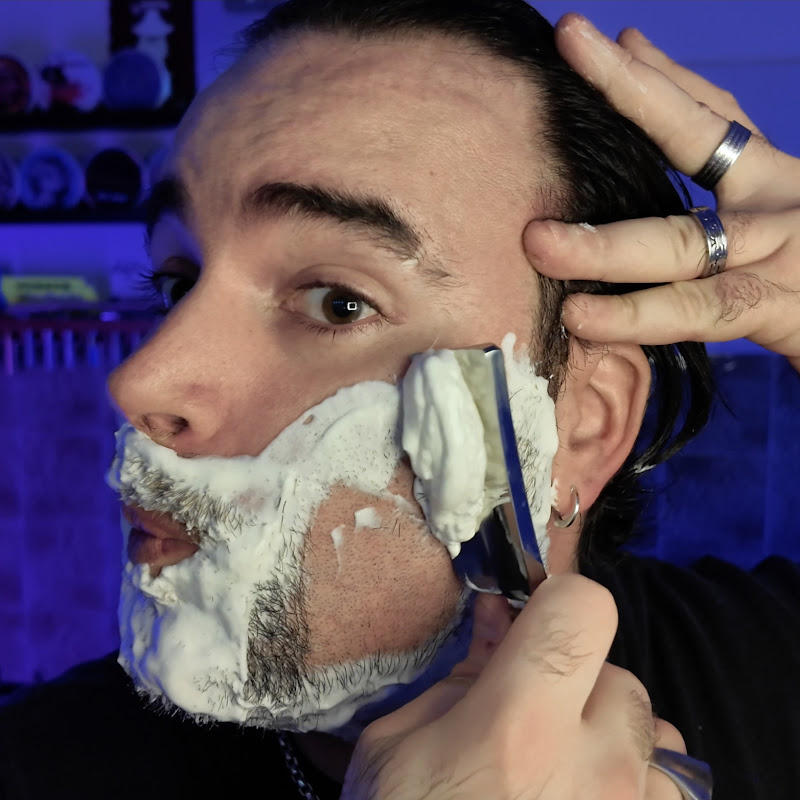 Lo Stregone della Barba ASMR