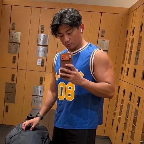 Mac Santos