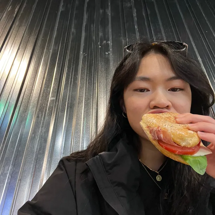 Kat // food and travel