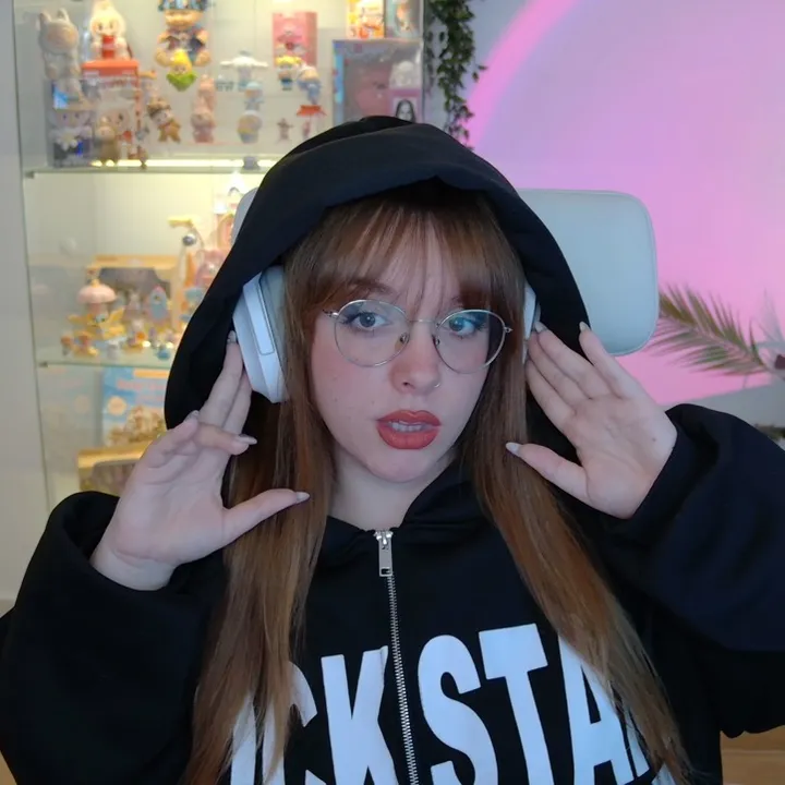 Victoria | gaming & ugc 🖥️